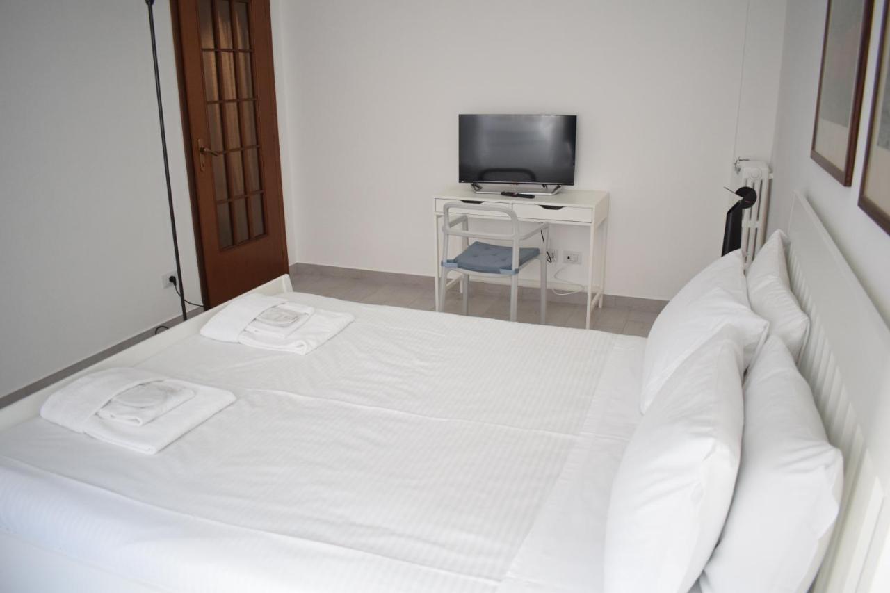 L'Arche Comfort&Relax - Gambara Square Di Via Palma Milán Exteriér fotografie